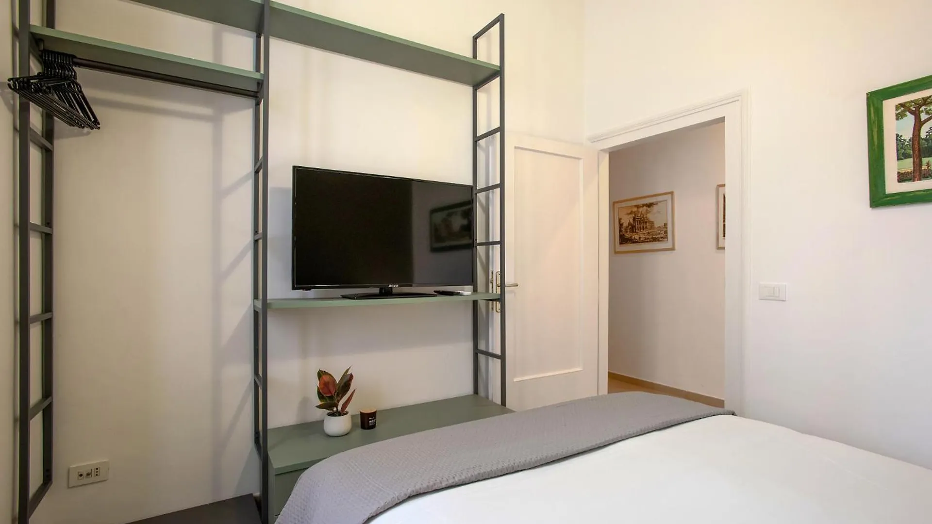 Residenza Gradinata Al Vaticano Rome 0*,  Italy