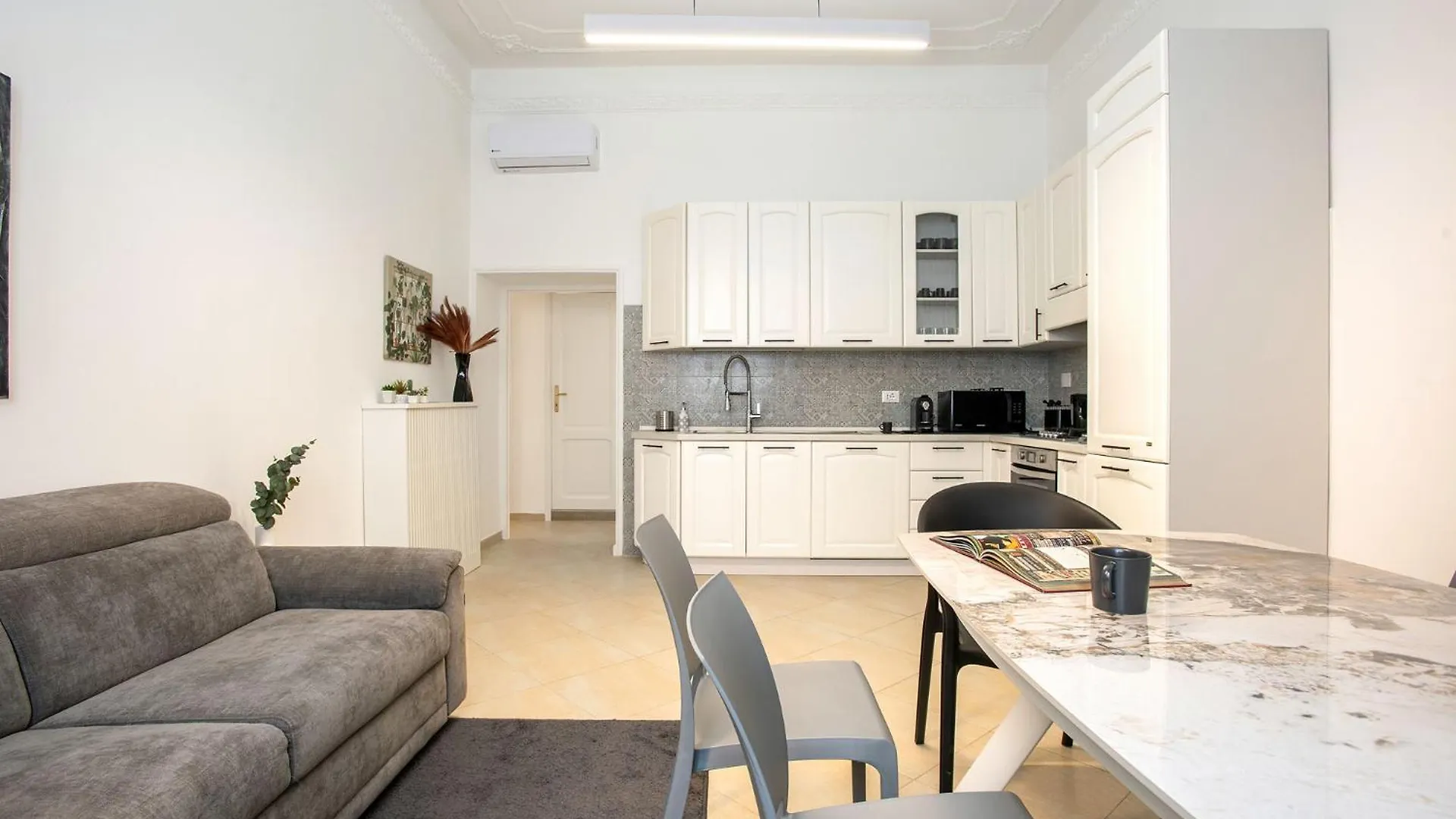 Apartment Residenza Gradinata Al Vaticano Rome Italy